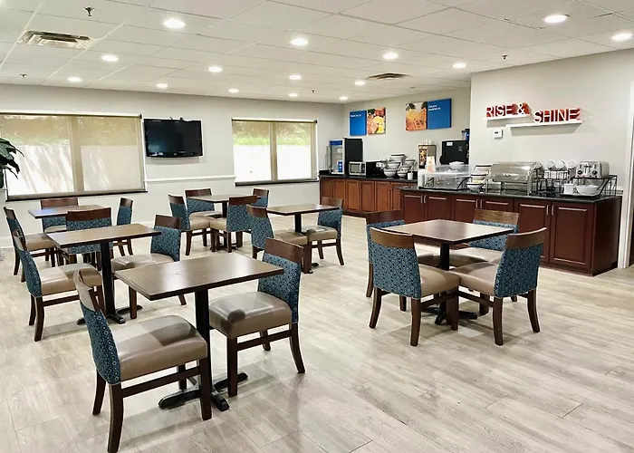 Comfort Inn & Suites Augusta Fort Eisenhower Area
