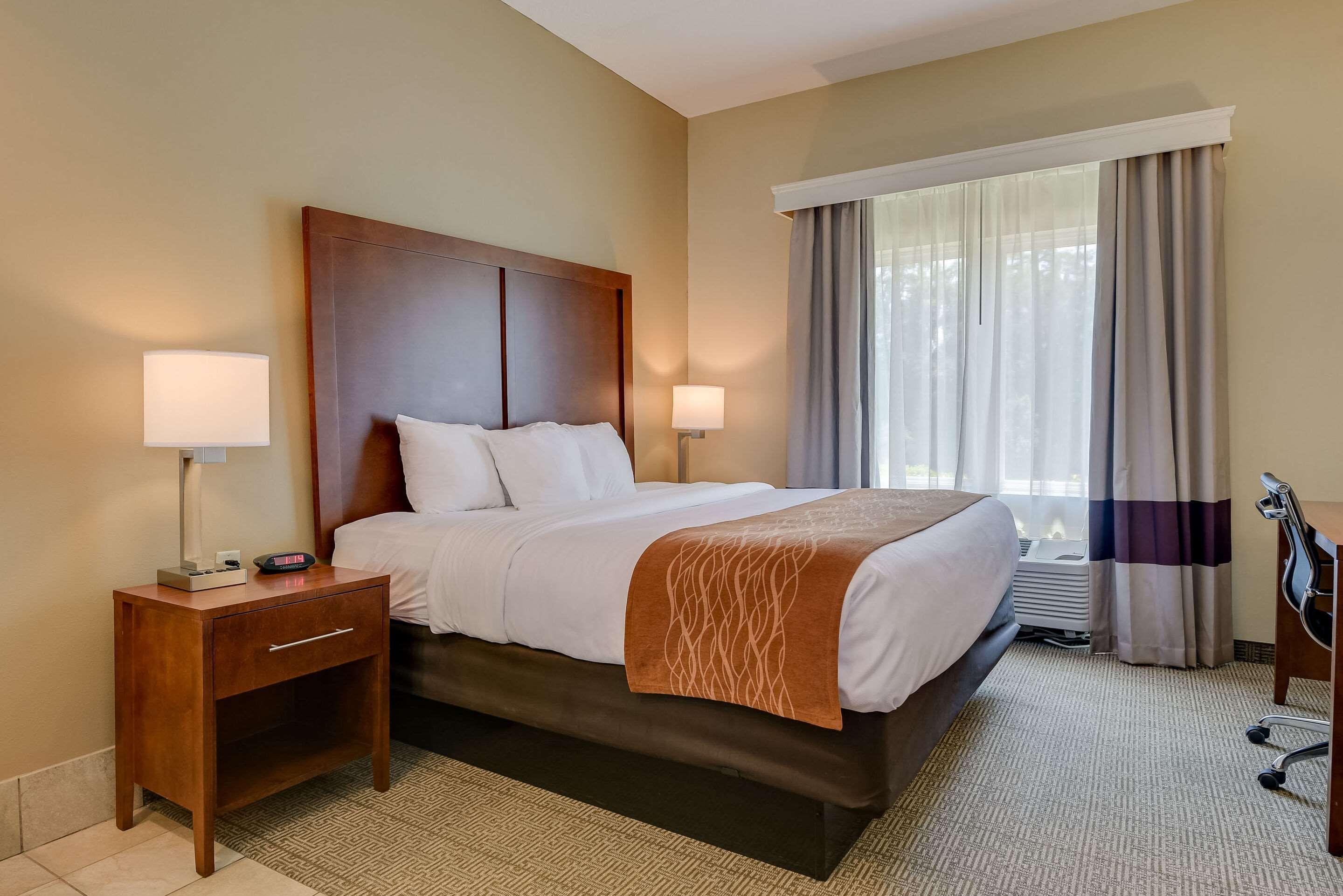 Comfort & Fort Eisenhower Area Hotel