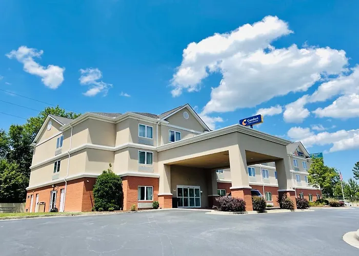 Comfort Inn & Suites Augusta Fort Eisenhower Area