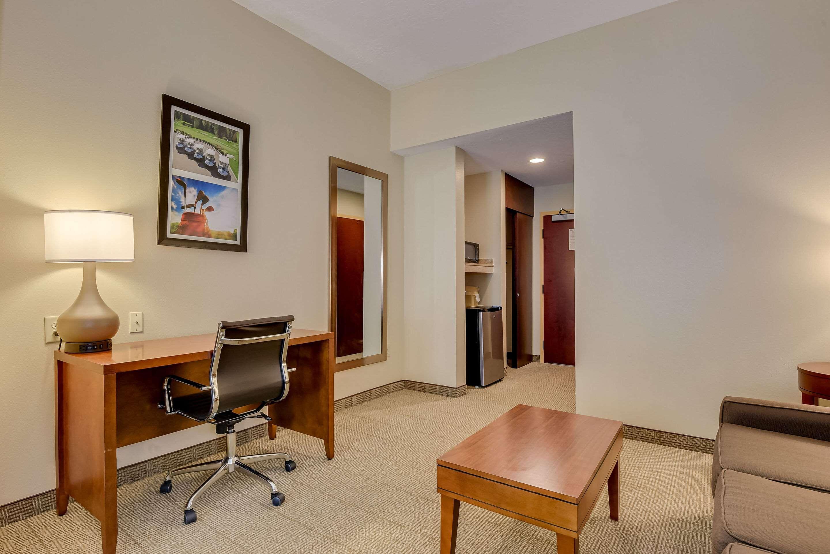Comfort & Fort Eisenhower Area Hotel